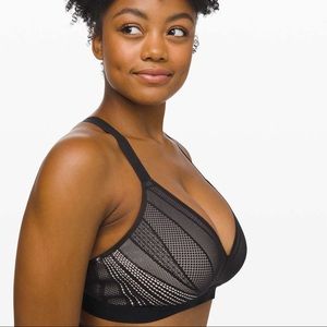 New Lululemon Awake to Lace Bra Black 36E